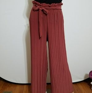 Wide leg pants